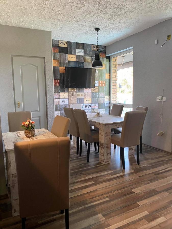 Tiszafüred Naphaz Panzio B&B 외부 사진