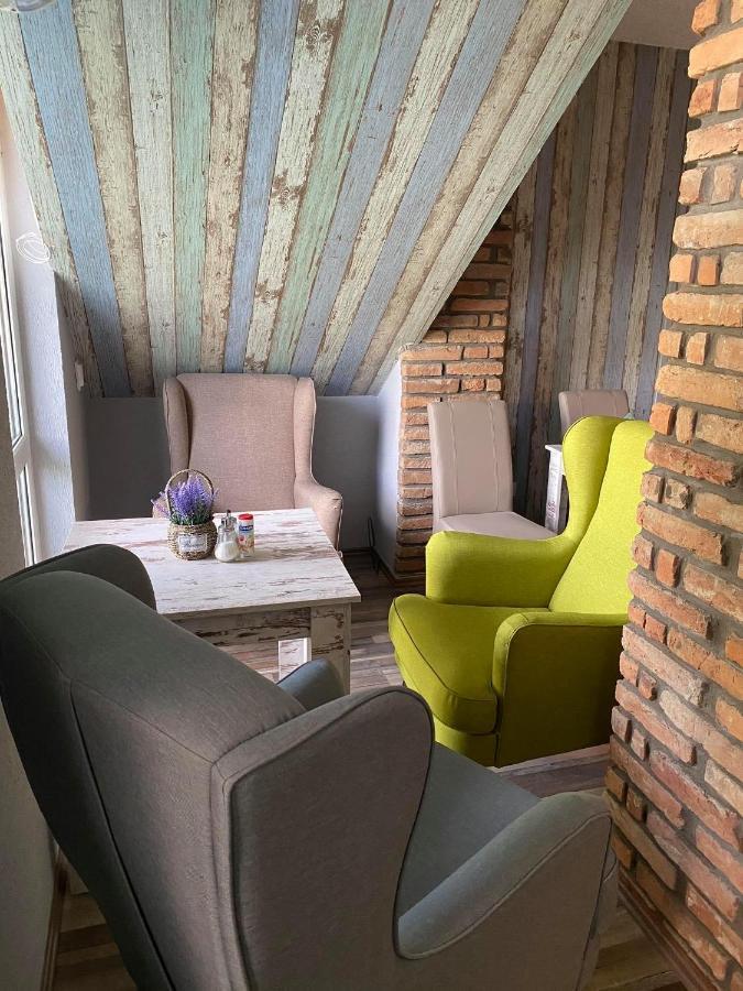 Tiszafüred Naphaz Panzio B&B 외부 사진