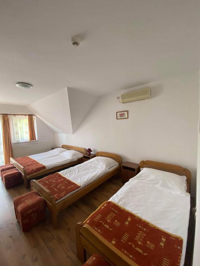 Tiszafüred Naphaz Panzio B&B 외부 사진